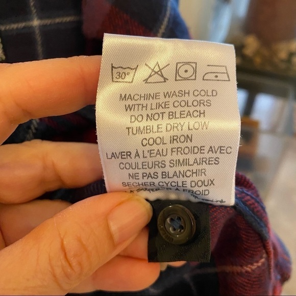 BILLABONG Red Plaid Flannel Buttoned Long Sleeve Top Size Medium - Picture 8 of 8